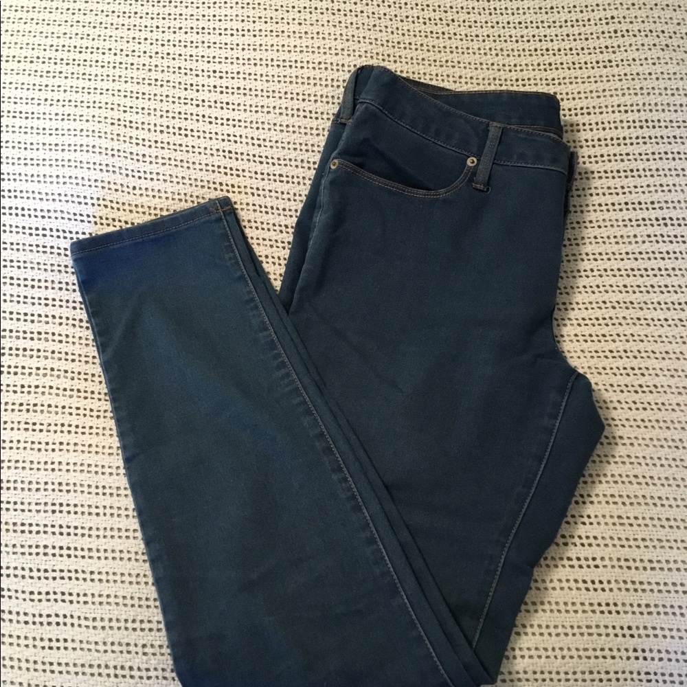 Woman’s Jeans